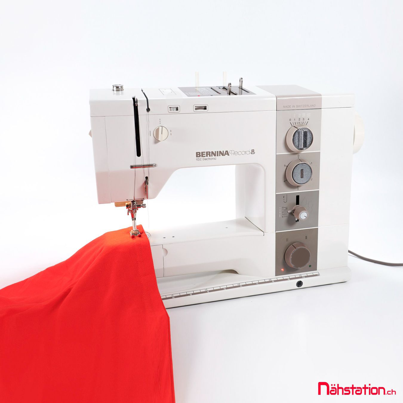 Bernina Record 932